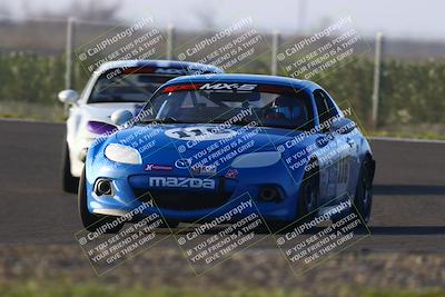 media/Jan-18-2026-CalClub SCCA (Sun) [[8bc6468723]]/Group 7 Race/Turn 1/